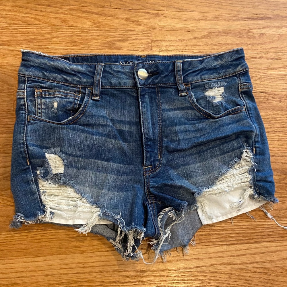 American Eagle women’s hi-rise shortie